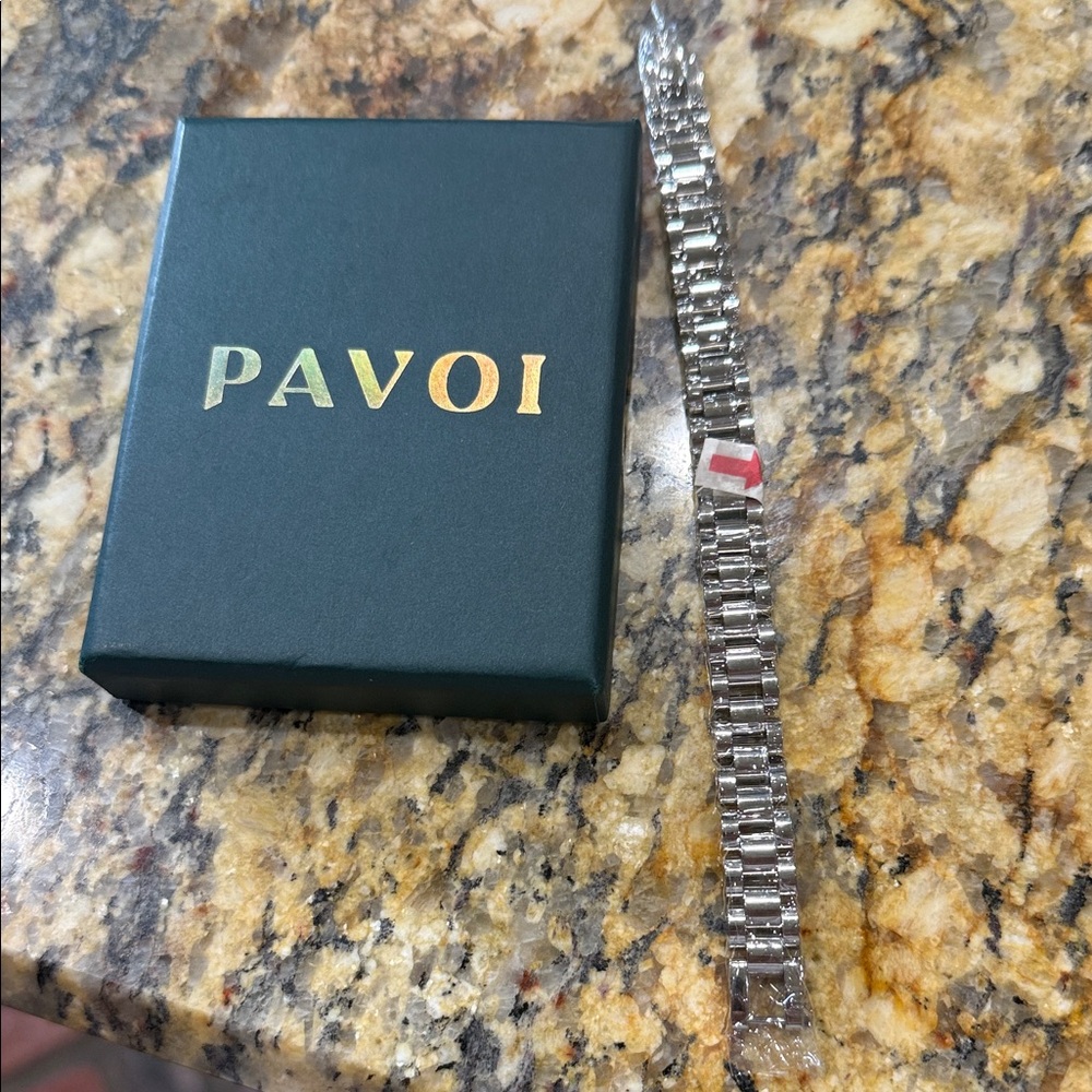 PAVOI Silver Tennis Bracelet for Women - Classic Sparkle
